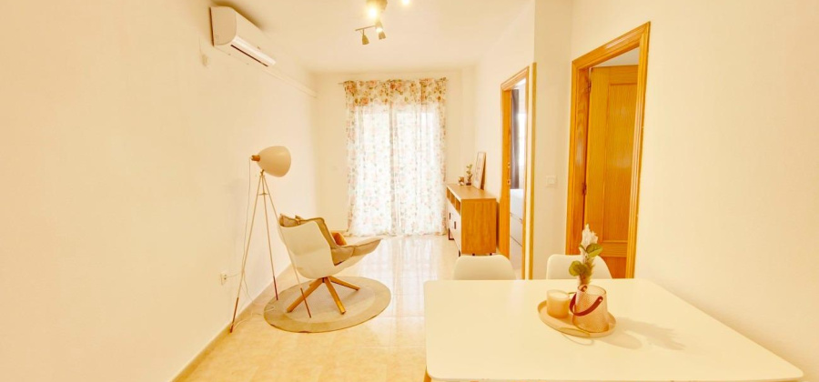 Torrevieja, Alicante, 2 Bedrooms Bedrooms, ,1 BathroomBathrooms,Apartment,Resale,75632241447242656