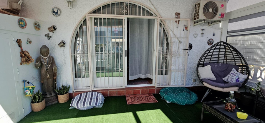 Torrevieja, Alicante, 2 Bedrooms Bedrooms, ,1 BathroomBathrooms,Bungalow,Resale,75632173519976608