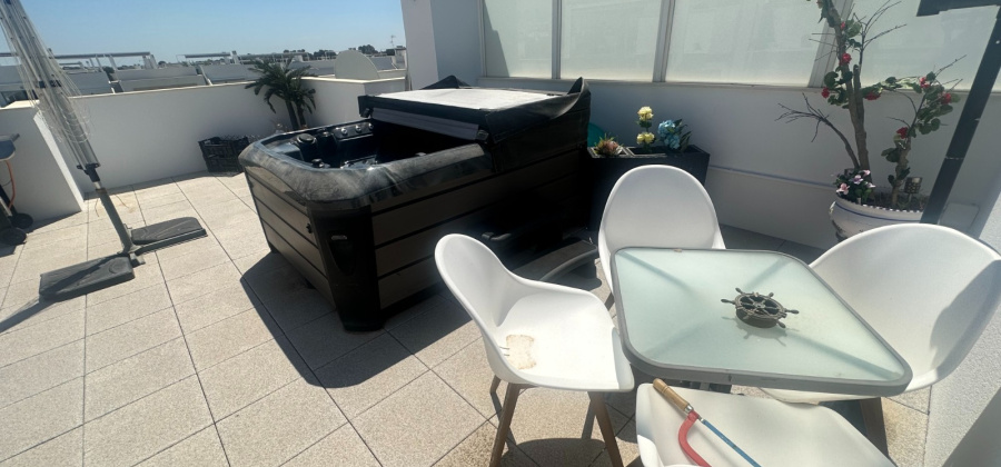 Orihuela, Alicante, 2 Bedrooms Bedrooms, ,Apartment,Resale,271160233005611232
