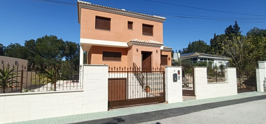 Pinar de Campoverde, Alicante, 5 Bedrooms Bedrooms, ,4 BathroomsBathrooms,Villa,Resale,20200582161583752