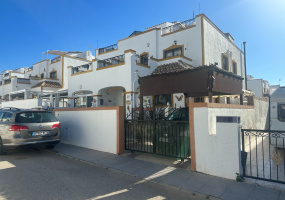 Orihuela, Alicante, 3 Bedrooms Bedrooms, ,2 BathroomsBathrooms,Townhouse,Resale,271160220123341696