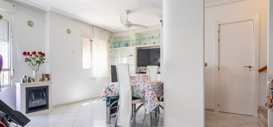 Orihuela Costa, Alicante, 2 Bedrooms Bedrooms, ,2 BathroomsBathrooms,Townhouse,Resale,328216294074700864