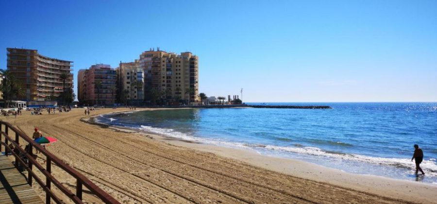 Torrevieja, Alicante, 2 Bedrooms Bedrooms, ,1 BathroomBathrooms,Apartment,Resale,328216567041640896
