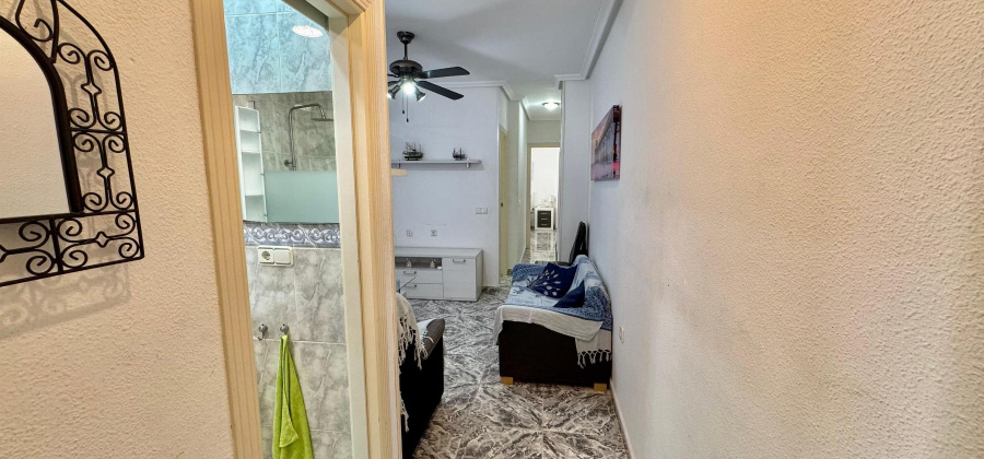 Torrevieja, Alicante, 2 Bedrooms Bedrooms, ,1 BathroomBathrooms,Apartment,Resale,328216567041640896