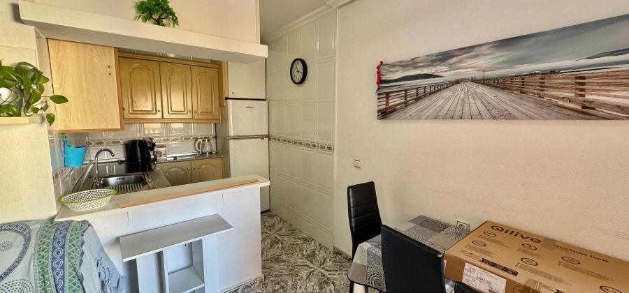 Torrevieja, Alicante, 2 Bedrooms Bedrooms, ,1 BathroomBathrooms,Apartment,Resale,328216567041640896