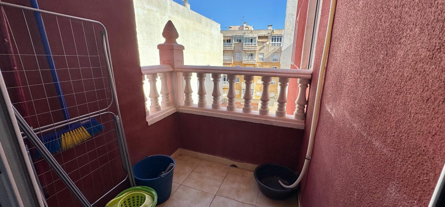 Torrevieja, Alicante, 2 Bedrooms Bedrooms, ,1 BathroomBathrooms,Apartment,Resale,328216567041640896