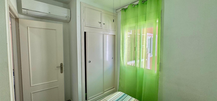 Torrevieja, Alicante, 2 Bedrooms Bedrooms, ,1 BathroomBathrooms,Apartment,Resale,328216567041640896