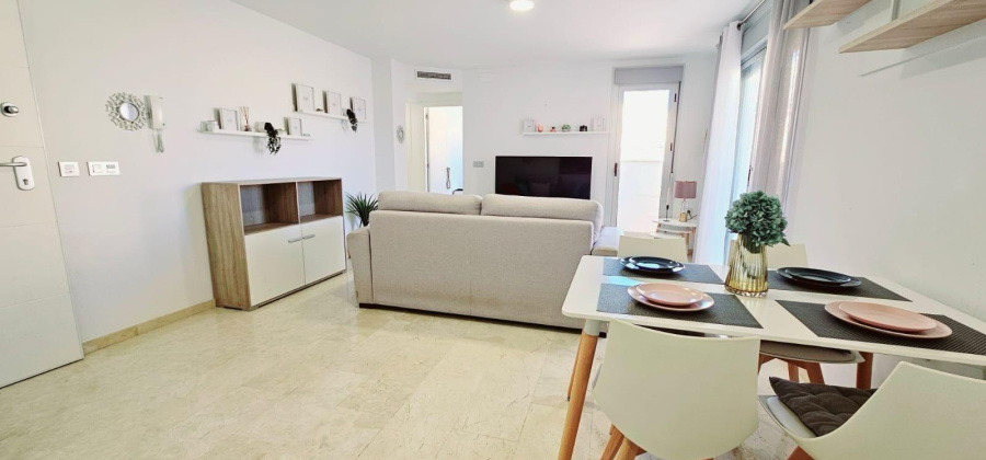 Torrevieja, Alicante, 2 Bedrooms Bedrooms, ,1 BathroomBathrooms,Apartment,Resale,75632217167448432
