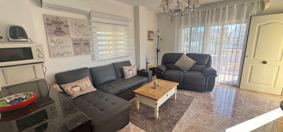 Villamartin, Alicante, 3 Bedrooms Bedrooms, ,2 BathroomsBathrooms,Villa,Resale,103186229372159136