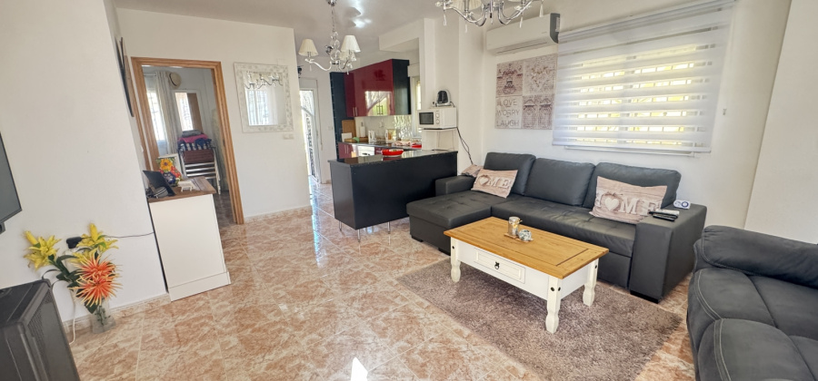 Villamartin, Alicante, 3 Bedrooms Bedrooms, ,2 BathroomsBathrooms,Villa,Resale,103186229372159136
