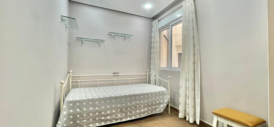 Torrevieja, Alicante, 2 Bedrooms Bedrooms, ,1 BathroomBathrooms,Apartment,Resale,75632101006329184
