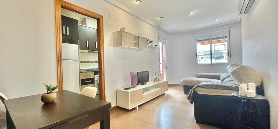 Torrevieja, Alicante, 2 Bedrooms Bedrooms, ,1 BathroomBathrooms,Apartment,Resale,75632101006329184