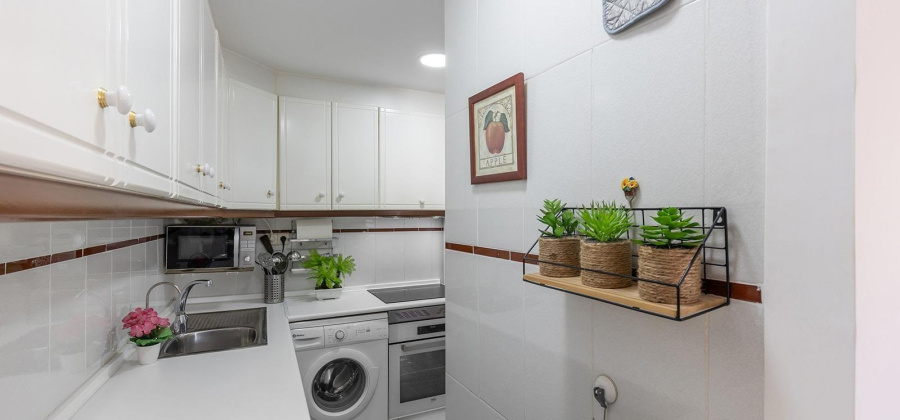 Torrevieja, Alicante, 3 Bedrooms Bedrooms, ,2 BathroomsBathrooms,Apartment,Resale,75632160900274816