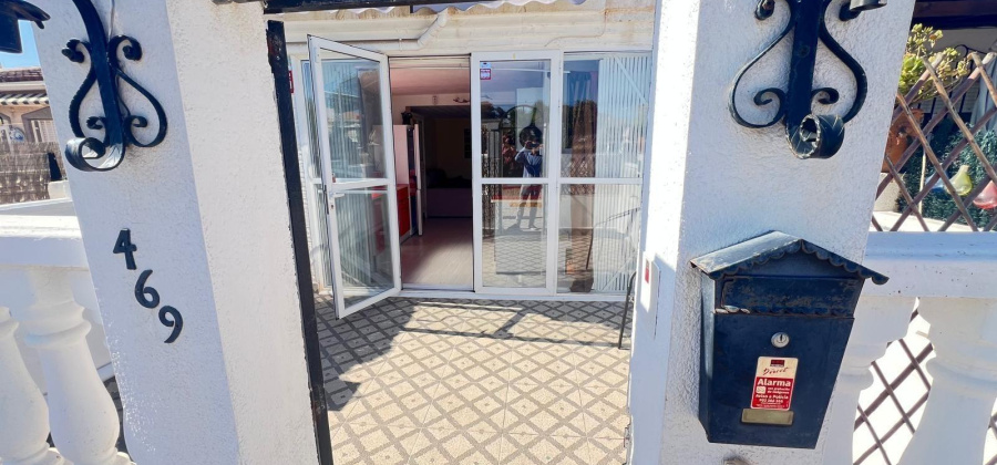 Torrevieja, Alicante, 2 Bedrooms Bedrooms, ,1 BathroomBathrooms,Bungalow,Resale,75632178091676240