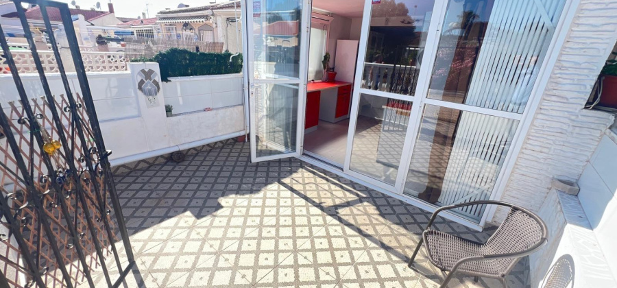 Torrevieja, Alicante, 2 Bedrooms Bedrooms, ,1 BathroomBathrooms,Bungalow,Resale,75632178091676240