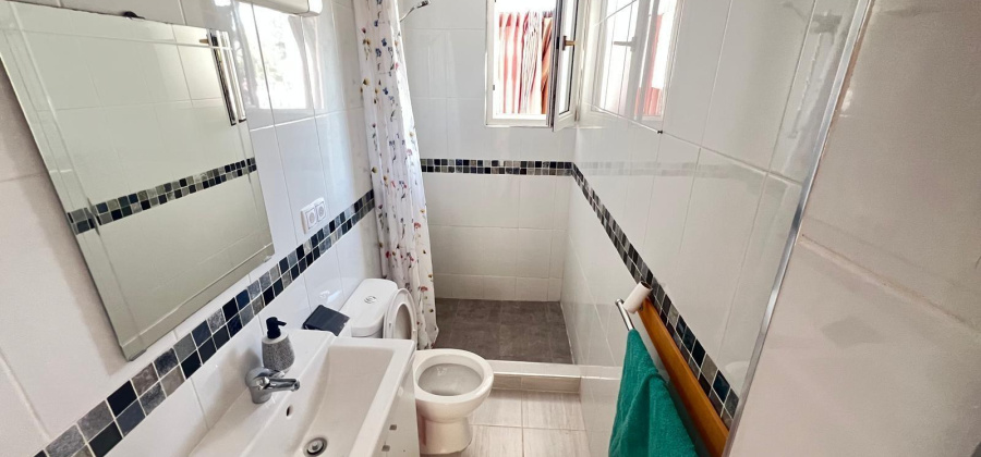 Torrevieja, Alicante, 2 Bedrooms Bedrooms, ,1 BathroomBathrooms,Bungalow,Resale,75632178091676240