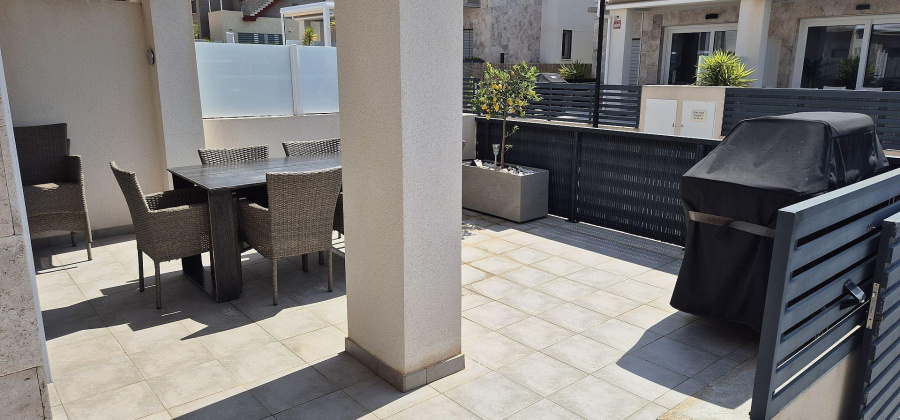 Torrevieja, Alicante, 3 Bedrooms Bedrooms, ,3 BathroomsBathrooms,Townhouse,Resale,75632348435556528