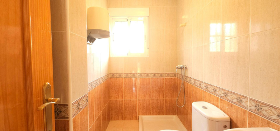 La Marina, Alicante, 3 Bedrooms Bedrooms, ,2 BathroomsBathrooms,Villa,Resale,75632211833763232
