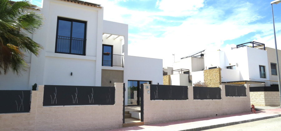 Ciudad Quesada, Alicante, 4 Bedrooms Bedrooms, ,3 BathroomsBathrooms,Villa,Resale,9996891807537784