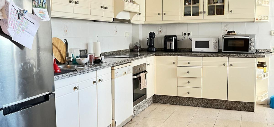 Torrevieja, Alicante, 4 Bedrooms Bedrooms, ,2 BathroomsBathrooms,Apartment,Resale,75632242189116992