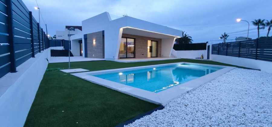 Ciudad Quesada, Alicante, 3 Bedrooms Bedrooms, ,3 BathroomsBathrooms,Villa,Resale,75632236646868416