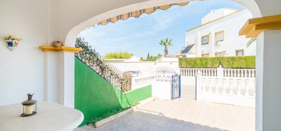 Orihuela Costa, Alicante, 2 Bedrooms Bedrooms, ,1 BathroomBathrooms,Bungalow,Resale,75632206571075168