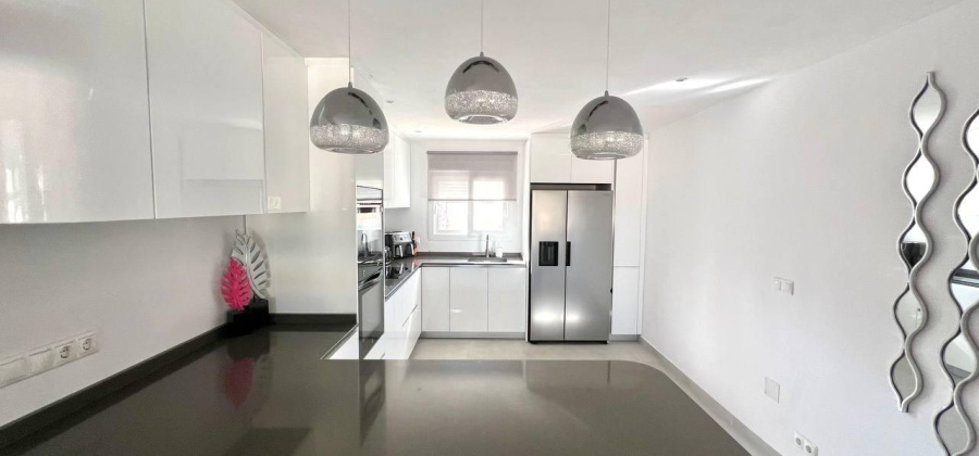 Torrevieja, Alicante, 6 Bedrooms Bedrooms, ,4 BathroomsBathrooms,Villa,Resale,75632245116593760