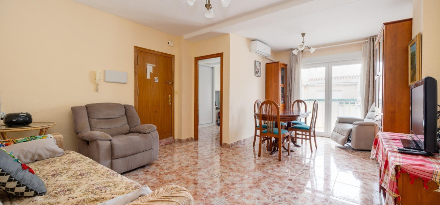 Torrevieja, Alicante, 3 Bedrooms Bedrooms, ,1 BathroomBathrooms,Apartment,Resale,75632109862811552