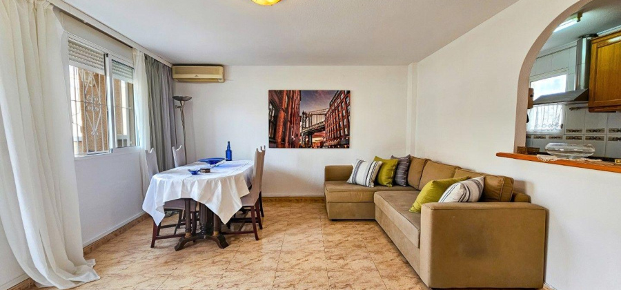 Torrevieja, Alicante, 3 Bedrooms Bedrooms, ,1 BathroomBathrooms,Apartment,Resale,0,7563275166366338