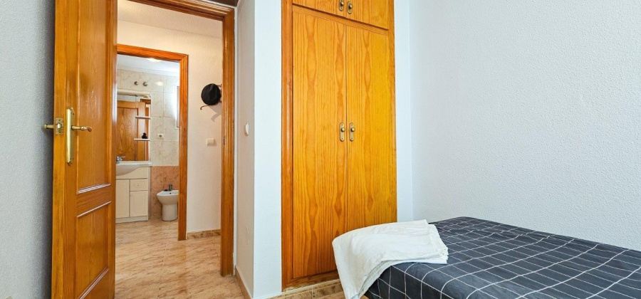 Torrevieja, Alicante, 3 Bedrooms Bedrooms, ,1 BathroomBathrooms,Apartment,Resale,0,7563275166366338