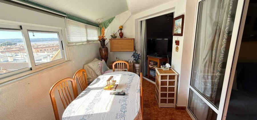 Torrevieja, Alicante, 2 Bedrooms Bedrooms, ,1 BathroomBathrooms,Apartment,Resale,0,7563278119948932