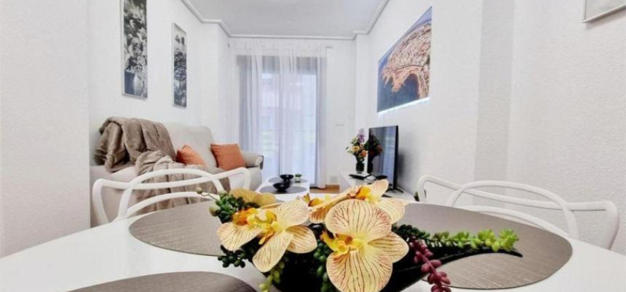 Torrevieja, Alicante, 2 Bedrooms Bedrooms, ,2 BathroomsBathrooms,Apartment,Resale,0,7563281765257812
