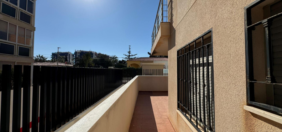Torrevieja, Alicante, 2 Bedrooms Bedrooms, ,1 BathroomBathrooms,Apartment,Resale,0,7563282747368069