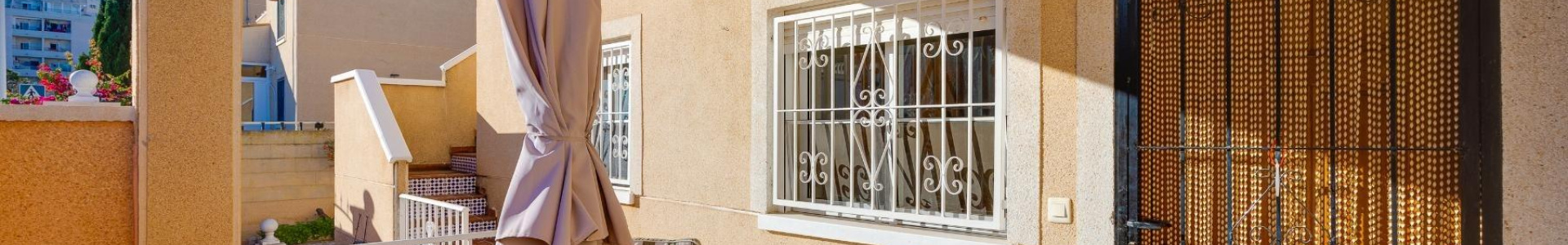 Torrevieja, Alicante, 2 Bedrooms Bedrooms, ,1 BathroomBathrooms,Villa,Resale,0,7563287058274119