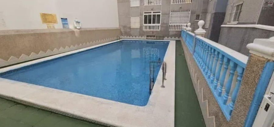 Torrevieja, Alicante, 2 Bedrooms Bedrooms, ,1 BathroomBathrooms,Apartment,Resale,0,7563290550933637