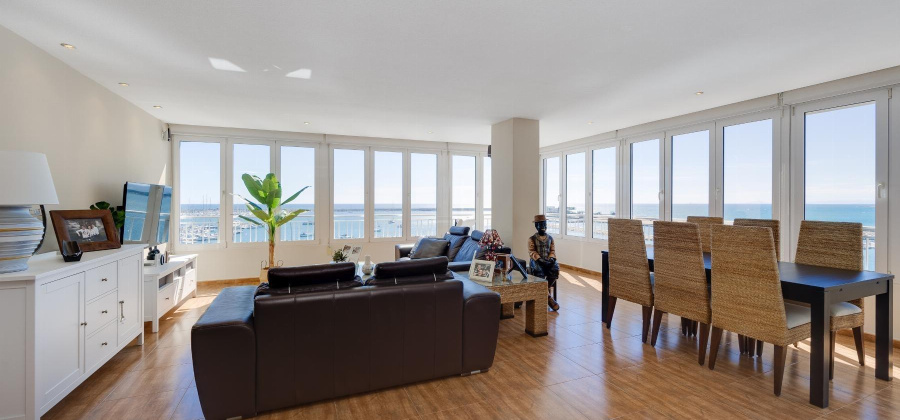 Torrevieja, Alicante, 3 Bedrooms Bedrooms, ,1 BathroomBathrooms,Apartment,Resale,0,7563296727382964