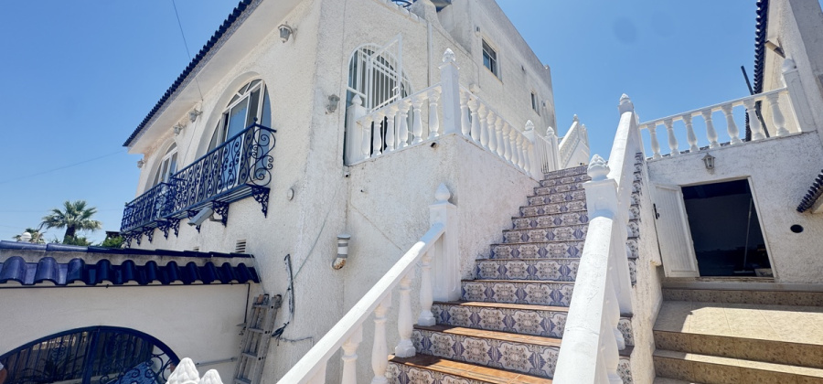 Villamartin, Alicante, 3 Bedrooms Bedrooms, ,3 BathroomsBathrooms,Townhouse,Resale,0,10318682729718628