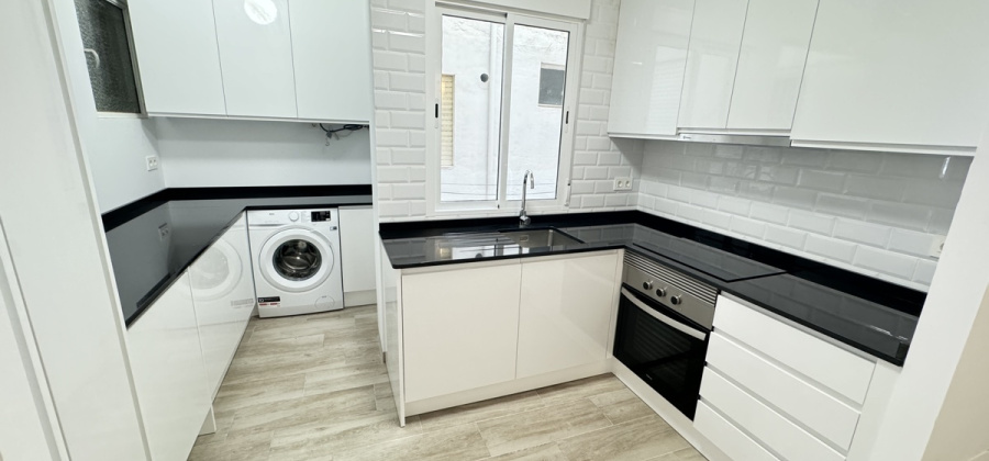 Torrevieja, Alicante, 3 Bedrooms Bedrooms, ,1 BathroomBathrooms,Apartment,Resale,0,10318686237340532