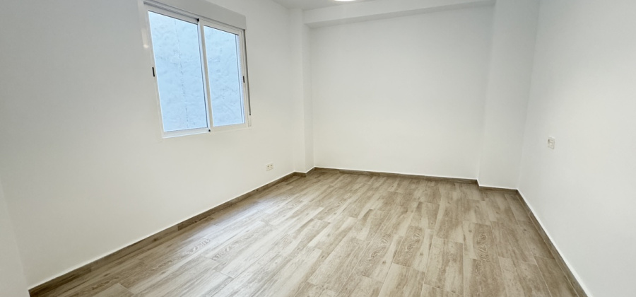 Torrevieja, Alicante, 3 Bedrooms Bedrooms, ,1 BathroomBathrooms,Apartment,Resale,0,10318686237340532
