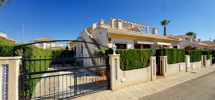 Villamartin, Alicante, 2 Bedrooms Bedrooms, ,2 BathroomsBathrooms,Bungalow,Resale,0,10318692226812504