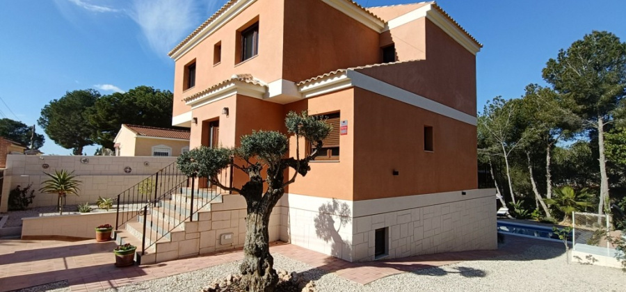 Pinar de Campoverde, Alicante, 5 Bedrooms Bedrooms, ,4 BathroomsBathrooms,Villa,Resale,0,20200582161583752