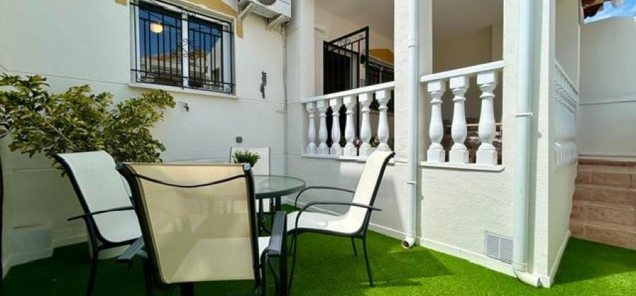 Orihuela, Alicante, 3 Bedrooms Bedrooms, ,2 BathroomsBathrooms,Townhouse,Resale,0,65945279310518464
