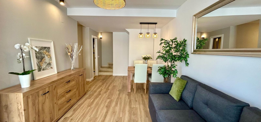Orihuela, Alicante, 3 Bedrooms Bedrooms, ,2 BathroomsBathrooms,Townhouse,Resale,0,65945279310518464