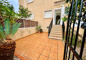 Orihuela Costa, Alicante, 2 Bedrooms Bedrooms, ,1 BathroomBathrooms,Townhouse,Resale,0,75632103454775728