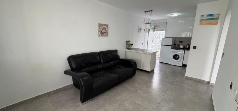 Torrevieja, Alicante, 2 Bedrooms Bedrooms, ,1 BathroomBathrooms,Apartment,Resale,0,75632107730126944