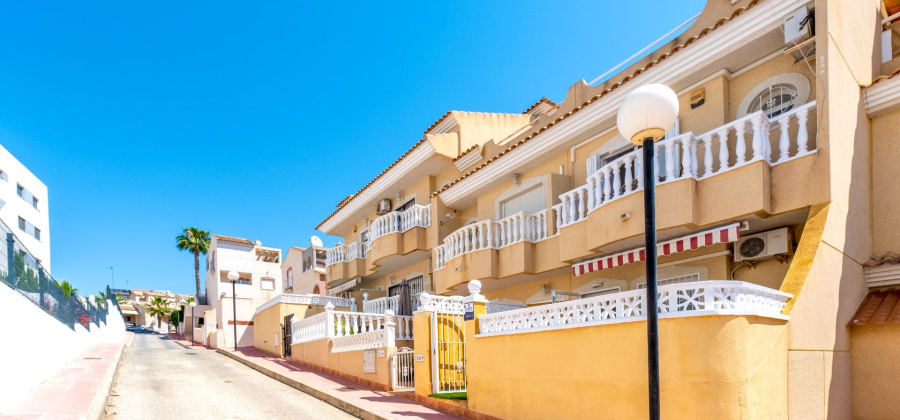 Orihuela Costa, Alicante, 2 Bedrooms Bedrooms, ,2 BathroomsBathrooms,Townhouse,Resale,0,75632138553885536