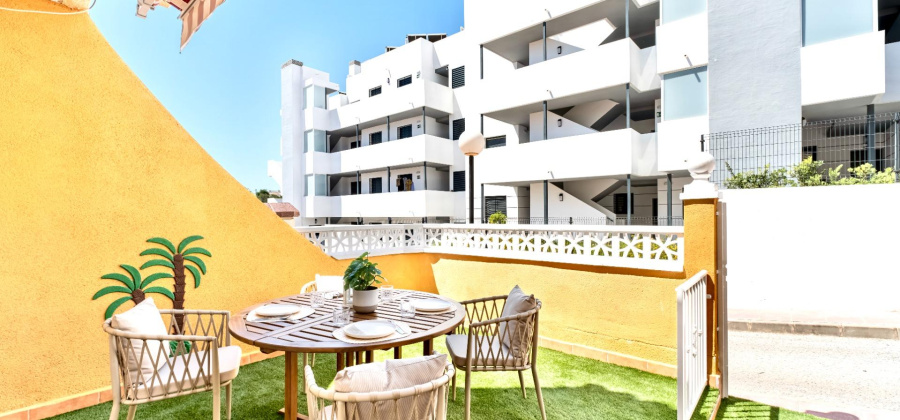 Orihuela Costa, Alicante, 2 Bedrooms Bedrooms, ,2 BathroomsBathrooms,Townhouse,Resale,0,75632138553885536