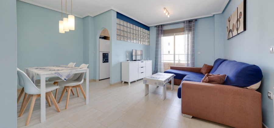 Torrevieja, Alicante, 2 Bedrooms Bedrooms, ,1 BathroomBathrooms,Apartment,Resale,0,75632155308832064