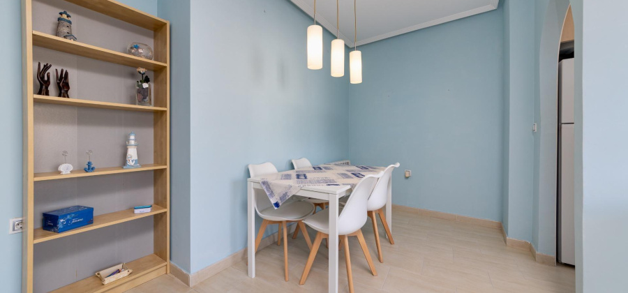Torrevieja, Alicante, 2 Bedrooms Bedrooms, ,1 BathroomBathrooms,Apartment,Resale,0,75632155308832064
