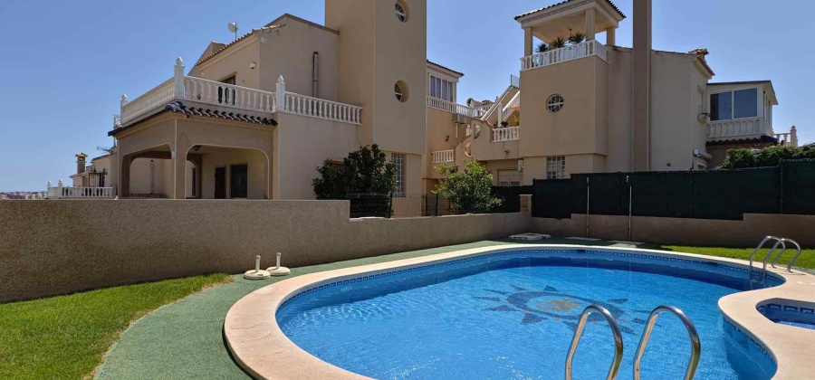 Orihuela Costa, Alicante, 4 Bedrooms Bedrooms, ,2 BathroomsBathrooms,Villa,Resale,0,75632155968710336
